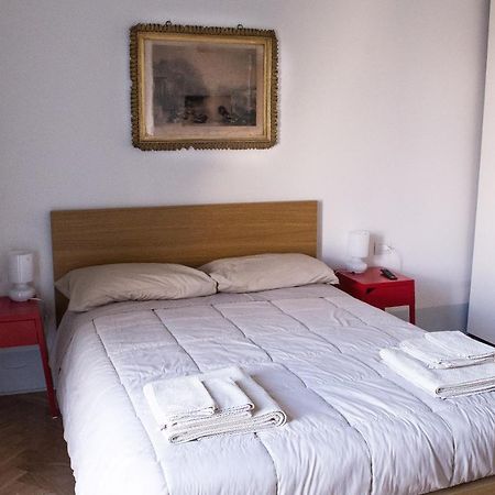 Art12 B&B Napoli Bagian luar foto